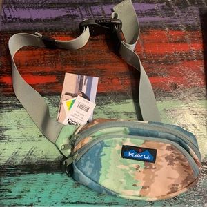 NWT Kavu Canvas Spectator Rio Tie-Dye Fannypack